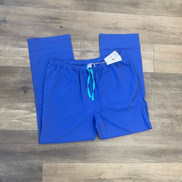 Men’s Figs scrub pants - Picture 3 of 4